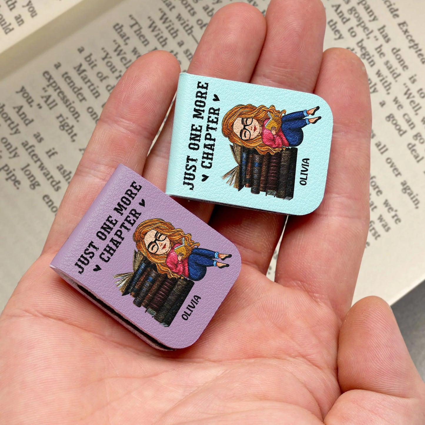 Anpassat magnetiskt bokmärke i läder - Bara ett kapitel till