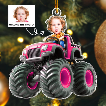 Personligt Julpynt - Barn som åker monstertruck