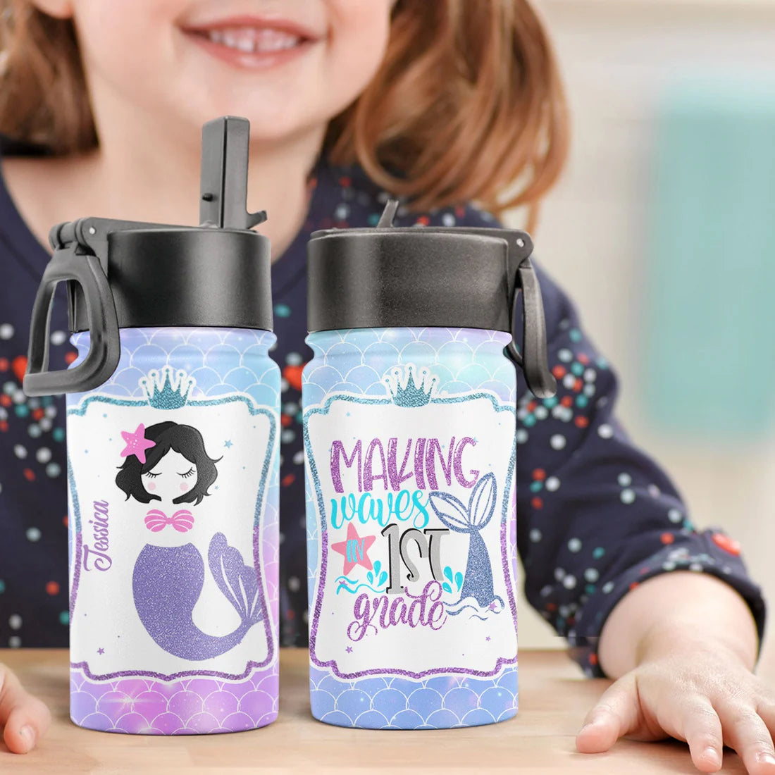 Personalisierte Trinkflasche für Kinder mit Strohhalmdeckel (350 ml) – Sorgt für Aufsehen in der Schule