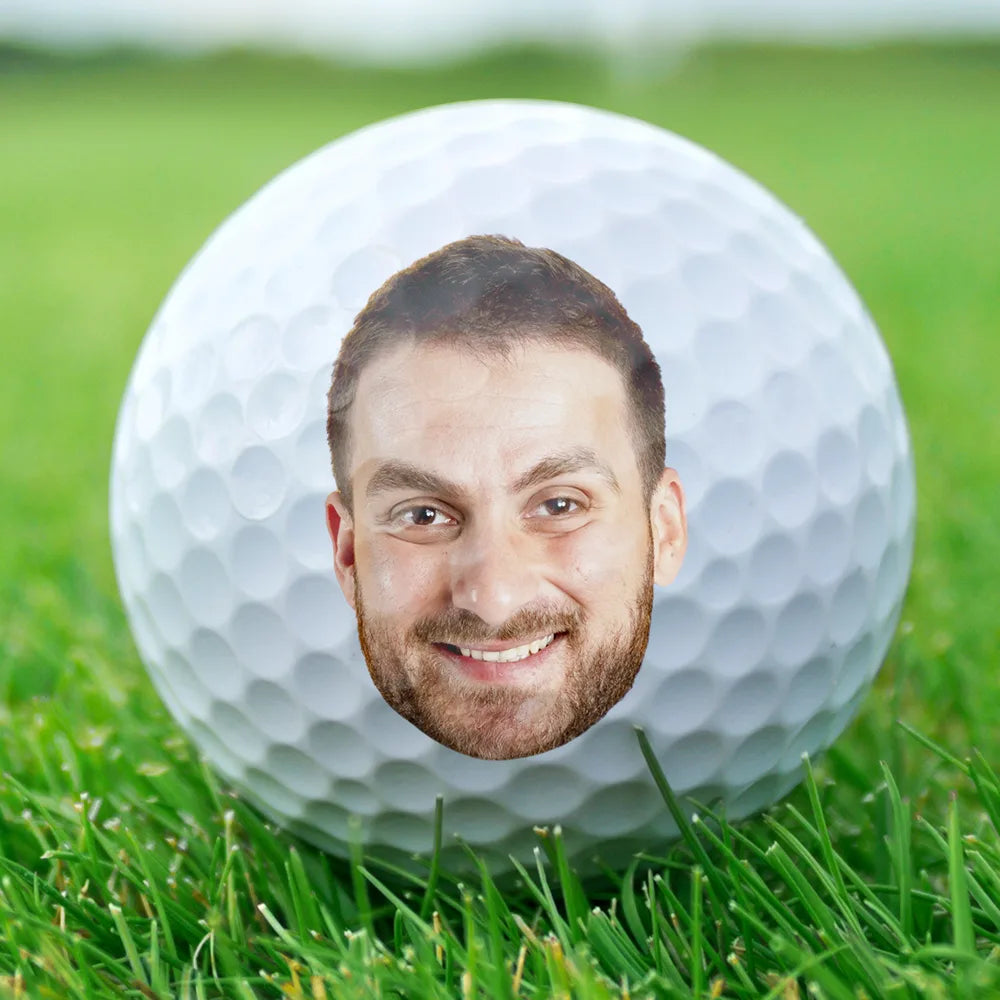 Personalisierter Golfball – Ich verstecke mich vor